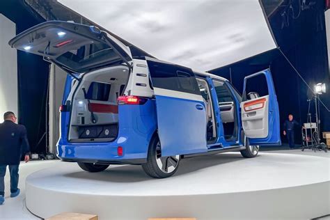 2025 Volkswagen Id Buzz 3 Row Hands On Preview The Minivan Is Cool