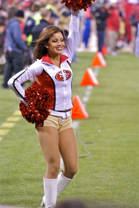 Pin On Nfl Cheerleaders In Sexy Shorts