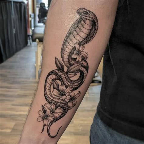 Details More Than 73 Upper Arm Snake Tattoos Latest Incdgdbentre