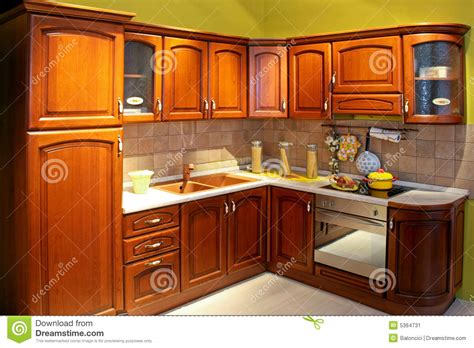 We did not find results for: Cuisine En Bois Image stock - Image: 5364731