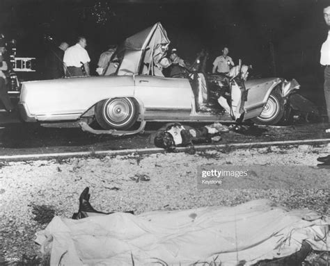 American Actress Jayne Mansfields Wrecked Car After The Fatal News
