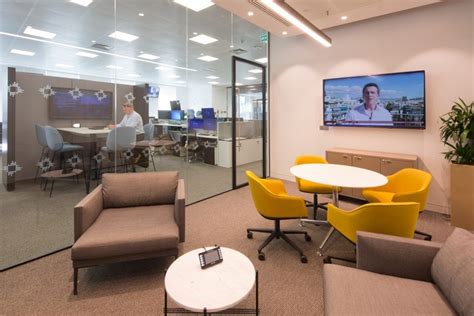 What is the average salary for asset management in london? Point 72 Asset Management Case Study - K2 Space | Meeting ...