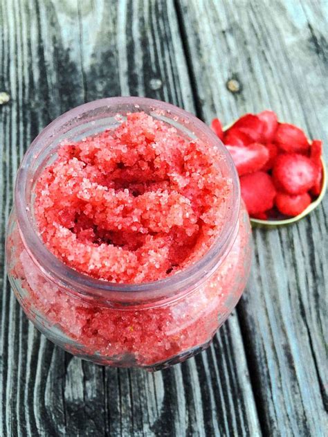 How To Make Your Own Leg Exfoliator Diy Salt And Sugar Scrub For Silky Smooth Legs Exfoliation