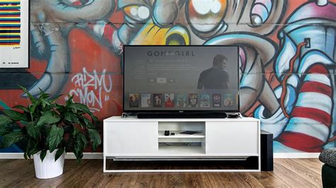 Graffiti is becoming more and more popular as the tool we use to bring old buildings and boring structure back to life or to personalize the facades of. graffiti wallpaper mural for the living room (With images ...