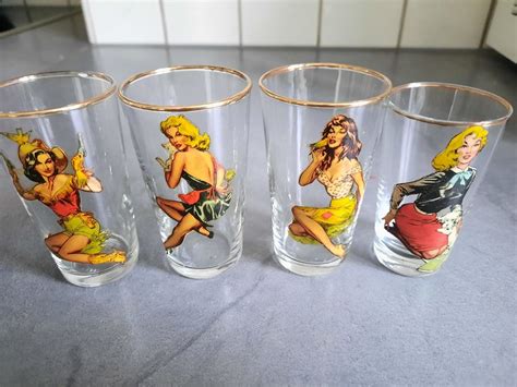 4 Verres Anciens Pin Up Nues Et Habillées Acheter Sur Ricardo