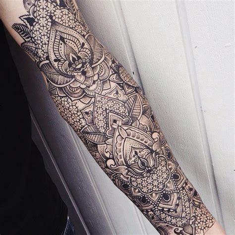 Wow Mandala On Arm Bild Tattoos Love Tattoos Tattoo Styles Beautiful Tattoos Future Tattoos