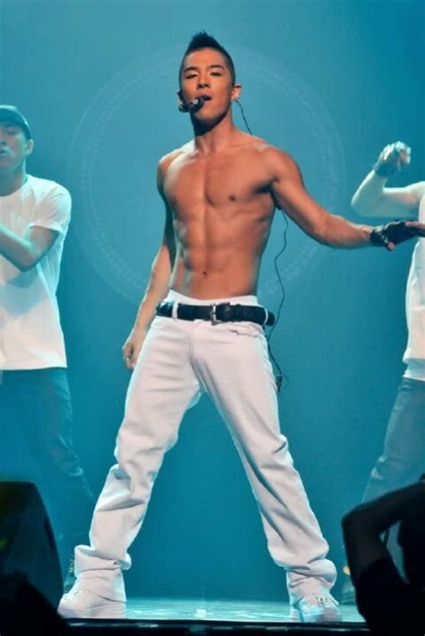 Id Totally Wash My Clothes On These Washboards Abs Xd Seungri