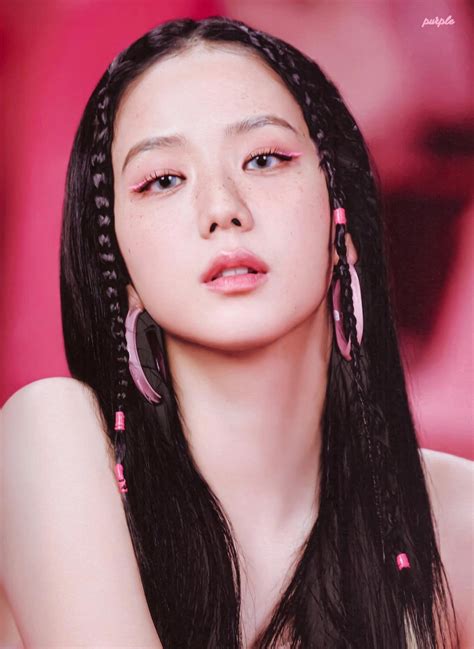Jisoo Is So Hot And Sexy 🤤 Her Face Is Perfect To Be Covered In Warm