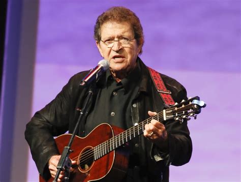 Country Star And Hit Elvis Songwriter Mac Davis Dies At 78 The Columbian