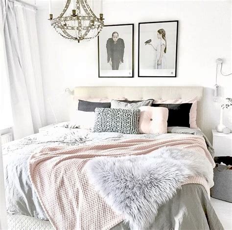 Cool 91 Beautiful Comfy Bedroom Decorating Ideas