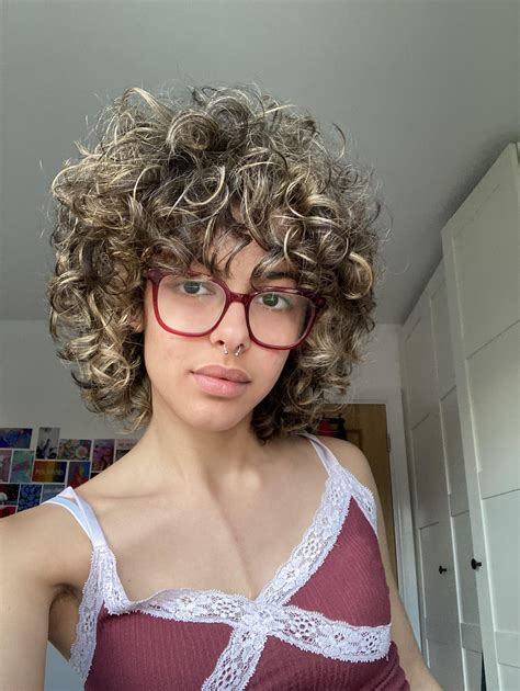 Curly Cut Before And After I Feel Like Its A Bit Too Short And Idk How I Feel Abt Bangs But
