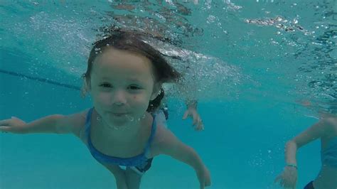 Kids Swimming Underwater Youtube