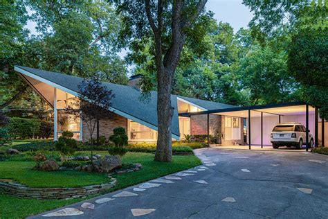 Modern Contemporary Mid Century Homes For Sale In Dallas And Ft Worth