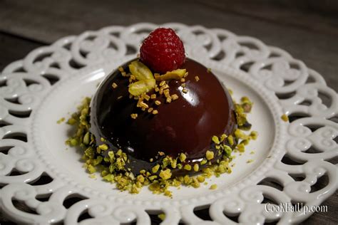 Chocolate Mousse With Mirror Glaze ⋆ Cook Eat Up