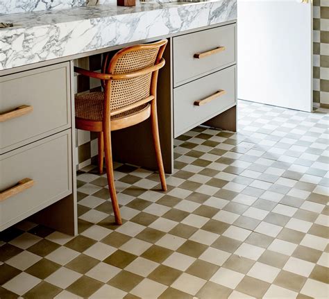 How To Choose The Correct Size Of Checkerboard Tile For Your Space
