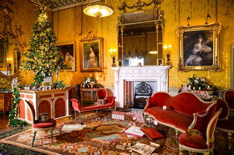 How To Recreate A Victorian Christmas In The Home With Advice From
