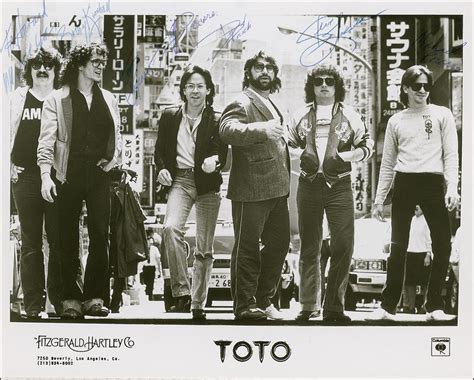 Toto and michael mcdonald take on the als #icebucketchallenge at the fox theatre in atlanta, ga. Toto