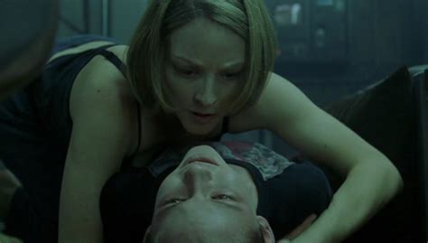 Panic room is a 2002 american thriller film directed by david fincher. Movie Review - Panic Room - Fernby Films