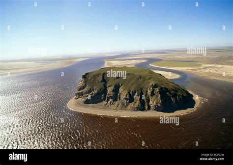 An Island In The Lena River Hi Res Stock Photography And Images Alamy
