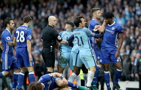 Anthony taylor awarded a first half penalty in arsenal's favour in the fa cup final (picture: Nasty brawl proves Chelsea have upper hand in Premier ...
