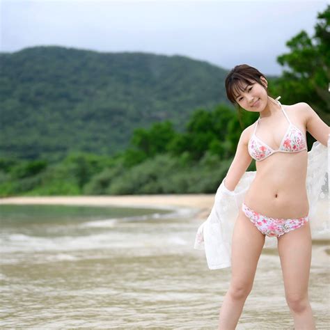 Скачать обои beach Model Woman Pretty Japanese Hanan Amamiya раздел девушки в разрешении