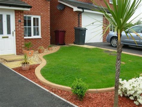 While there are several ways to lay garden edging, we would recommend fixing the stones onto a concrete bed. Garden Lawn Edging, Garden Border Edging and Lawn Edging ...