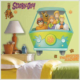 Dum lives with ma and pa skillett in the hokeyfenokee swamp of southern georgia. Scooby Doo Wall Decal | Kids bedroom wall decor, Kids ...