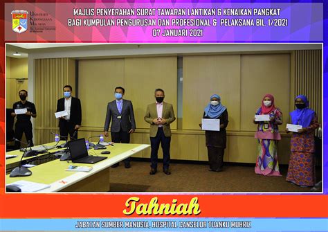 Manajemen sumber daya manusia (msdm) dapat diartikan sebagai proses dan upaya untuk merekrut, menyeleksi tujuannya adalah agar tercapai kesesuaian antara pembayaran (gaji) dengan manfaat yang diberikan dari tenaga kerja. Lantikan dan Kenaikan Pangkat Bagi Kumpulan Pengurusan ...