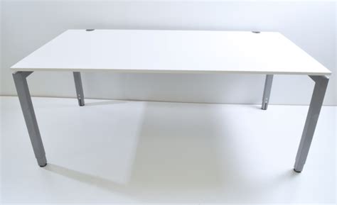 Was schont den rücken besonders und. Schreibtisch - 180 cm - höhenverstellbar - arktisweiß ...