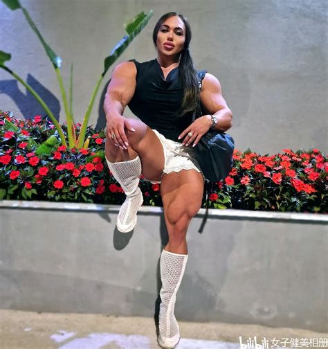 史上最强金刚芭比俄罗斯的肌肉女巨兽 Natalia Trukhina 哔哩哔哩