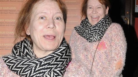 Shameless Star Tina Malone Looks Unrecognisable As She Ditches Makeup