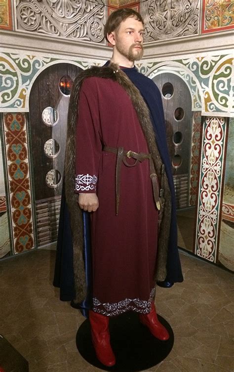 royal clothing in kyivan rus in the 10th 11th century modern reconstructions of costumes