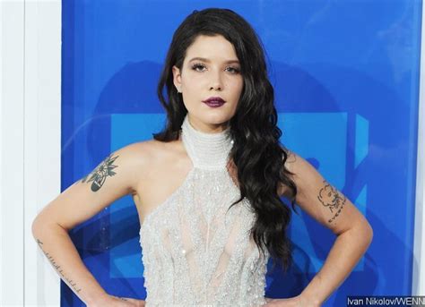Halsey Flashes Her Bare Crotch As She Ditches Panties For A Vma After Party
