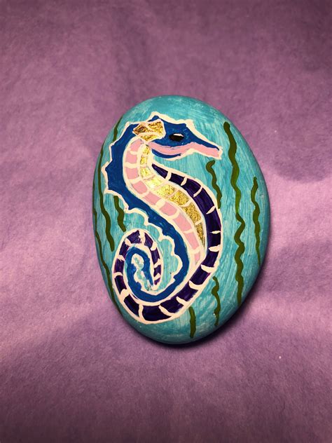 Check spelling or type a new query. Seahorse | Painted rocks, Little critter, Rock art