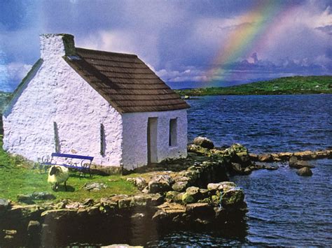 Croft Beside Lough Images Of Ireland House Styles Holiday