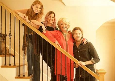 Layla laseter (layla lacosta laseter) biography, wikipedia, bio, age, layla laseter birthdate (born * 25 june 1999, united states), instagram, birth, birth date, date of birth. Tanya Tucker Married Status, Husband, Children, Net Worth