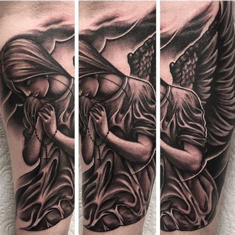 Maybe you would like to learn more about one of these? 100 Tatouages ange et leur signification: Les plus beaux ...