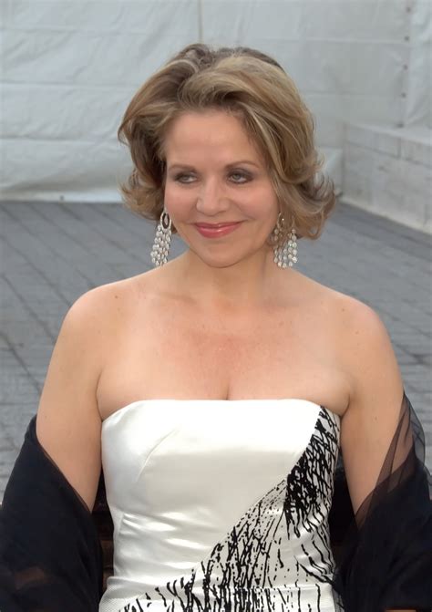 Filerenée Fleming 6 Shankbone Metropolitan Opera 2009 Wikipedia