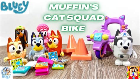 Bluey And Bingo With Muffins Cat Squad Bike Playtime And Library Youtube