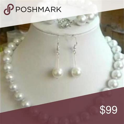 Set Of White South Seas Shell Wedding Pearls Round Bead Necklace