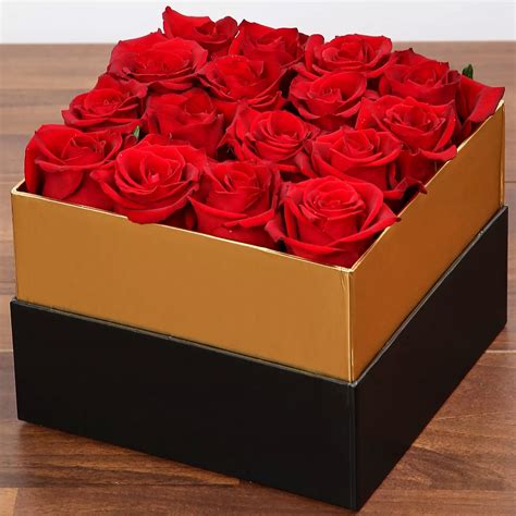 Online Lovely Red Rose Box T Delivery In Singapore Ferns N Petals