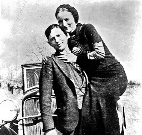 Rare Photos Of Bonnie And Clyde Released