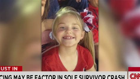 Town Helps Support 7 Year Old Plane Crash Survivor Cnn