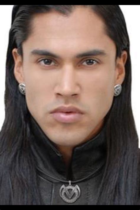 martin sensmeier native american men native american models long hair styles men