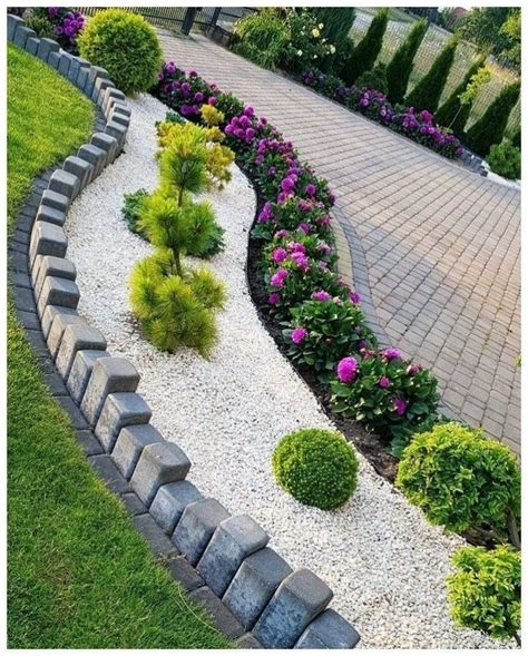 15 Easy Front Yard Curb Appeal Ideas On Budget Courtyard Landscaping