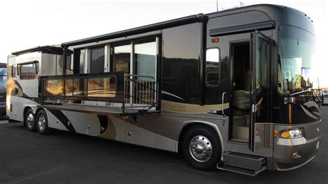2017 New Motor Coach Home And With Very Luxury Interior And Technology