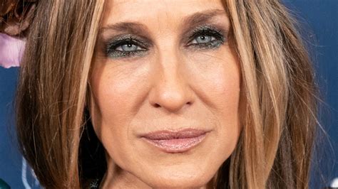 What Sarah Jessica Parker Looks Like Underneath All That Makeup