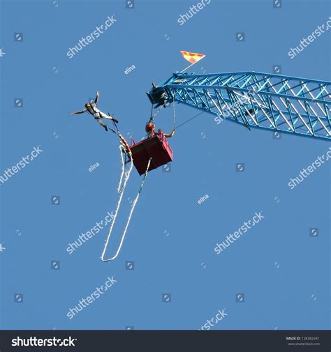 Bungee Crane Royalty Free Images Stock Photos Pictures