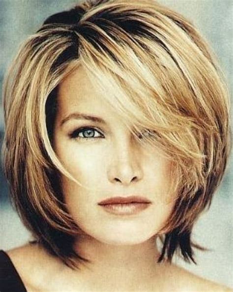 Some hairstyles for over 40 and overweight pictures do not suit to all face and personality. The Best Hairstyles For Women In Their 40s | Medium hair ...