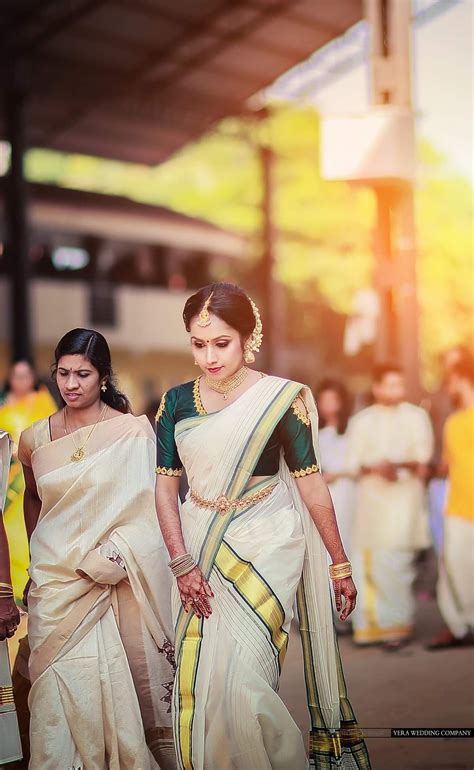 Buy Traditional Kerala Gold Kasavu Setmundu For Festivals Onam Online